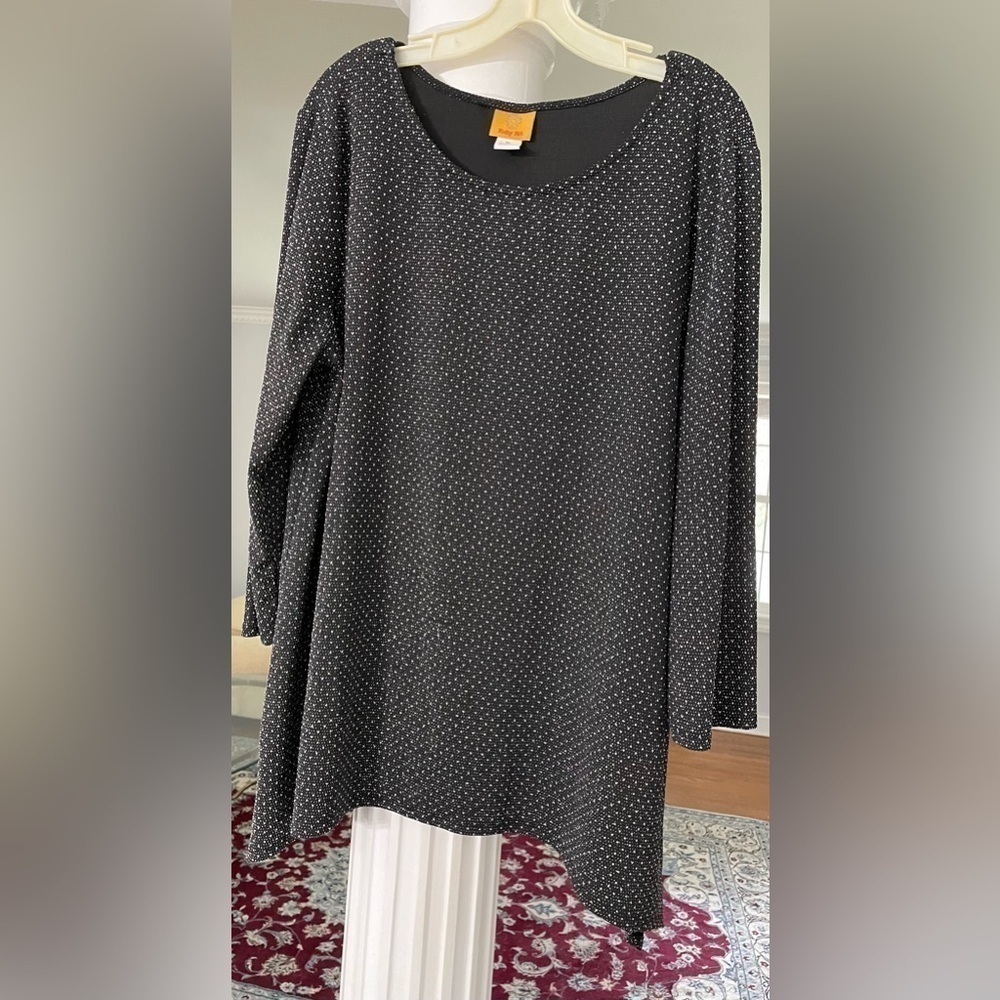 Ruby Red women’s long sleeve top/ tunic with silver metallic embellishments XL